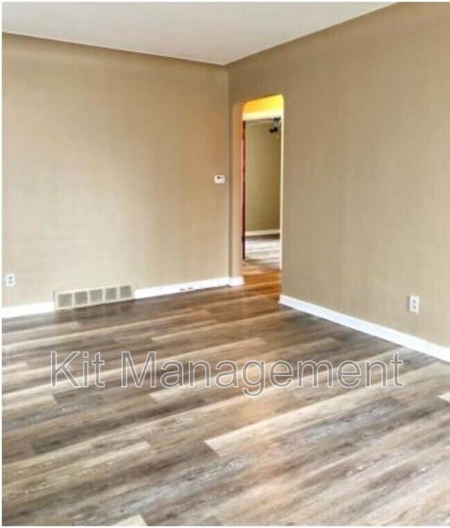 Foto del edificio - 744 Brinton Dr