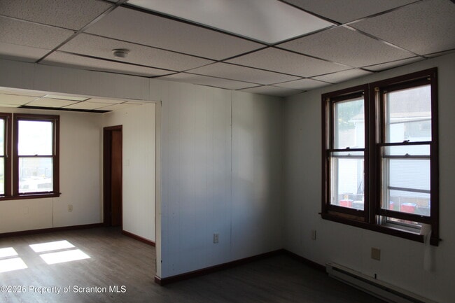 Building Photo - 61 Fallbrook St