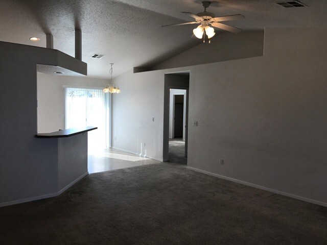 Building Photo - 13789 Mariposa St