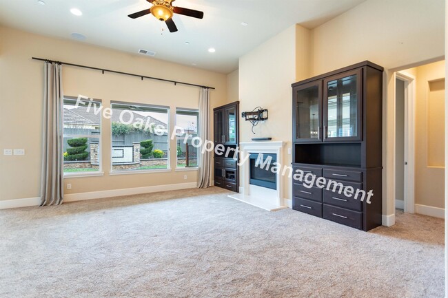 Building Photo - 3664 Miners Ravine Dr