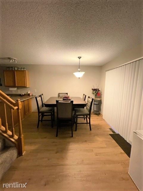 Foto del edificio - 15321 Greenhaven Ln