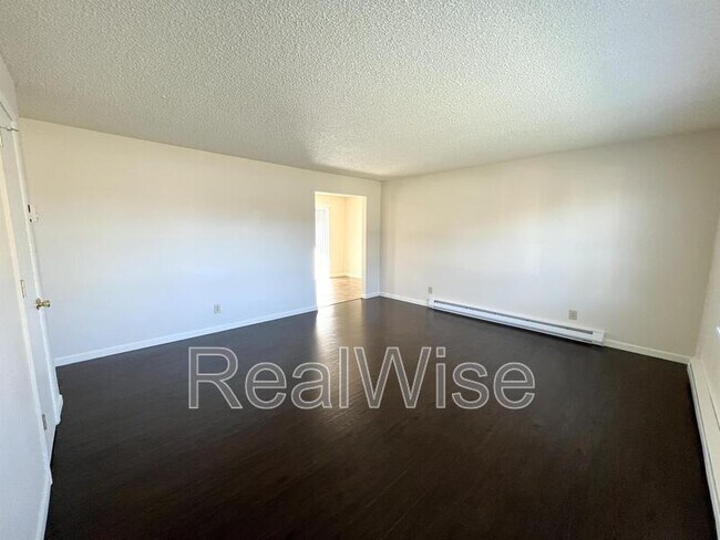 Foto del edificio - 213 NW 7th St