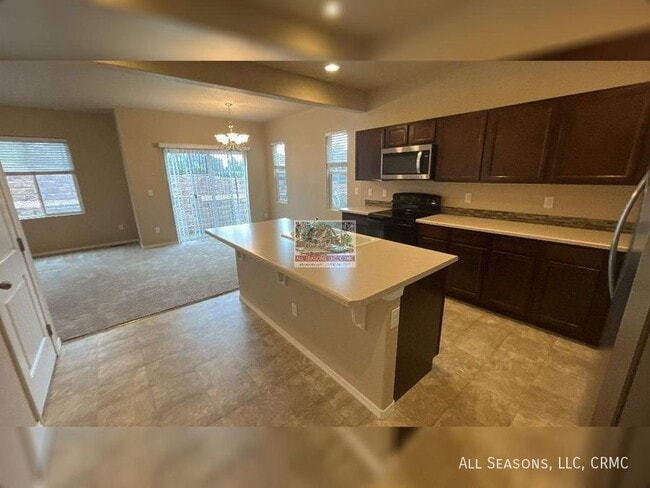 Foto del edificio - 11484 Wildwood Ridge Drive