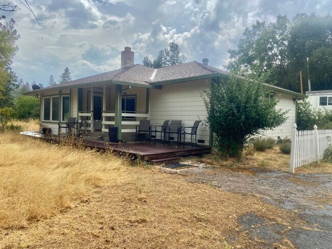 Foto del edificio - Charming - Off Forni Road - 2 Bdrm, 2 Bath