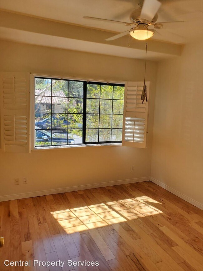 Foto del edificio - 2 br, 2 bath House - 306 E. Aliso St Unit F