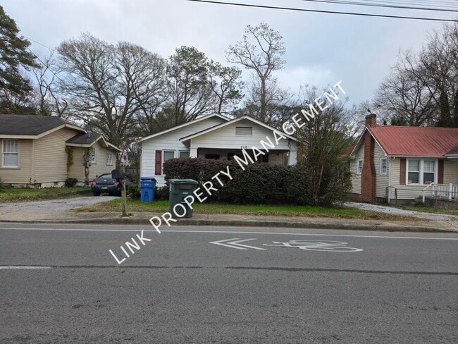 Building Photo - 210 S Moore Rd