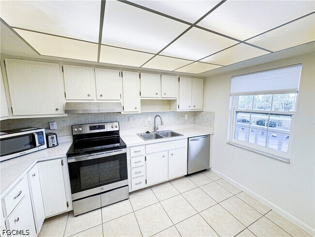 Foto del edificio - 1830 Brantley Rd
