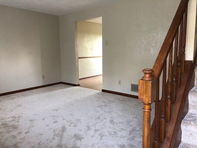 Living Room - 687 North Ave