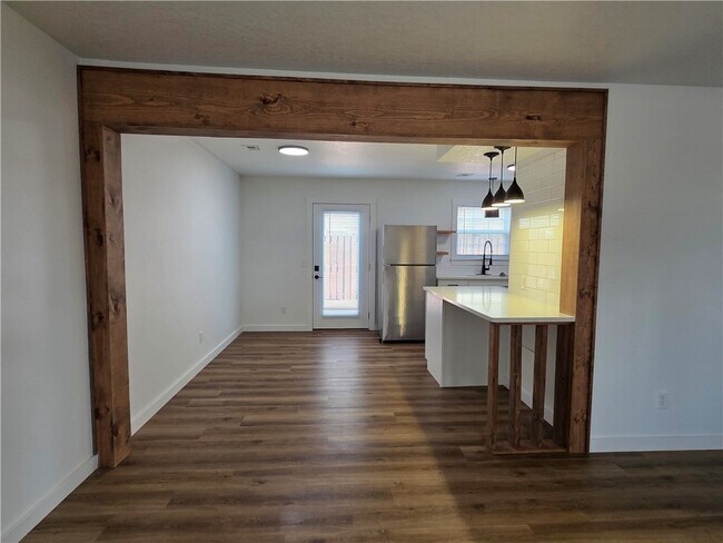 Foto del edificio - 2304 SE Jayel Terrace