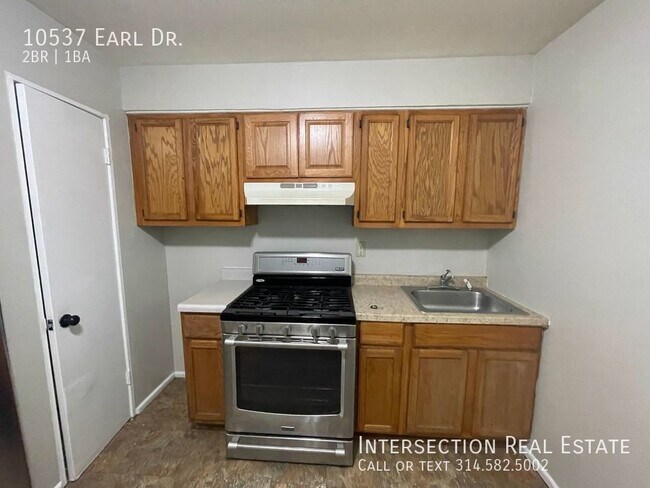 Foto del edificio - 10537 Earl Dr