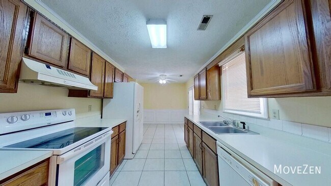 Foto del edificio - 307 Birds Nest Ct