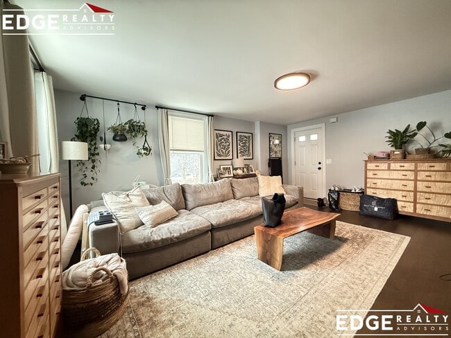 Building Photo - 115 Summer St