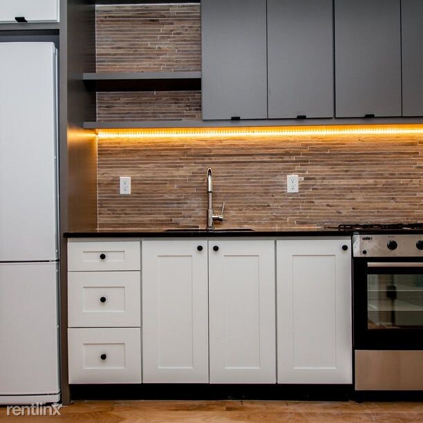 Building Photo - 4 br, 1 bath  - 89 Montrose Ave 4R