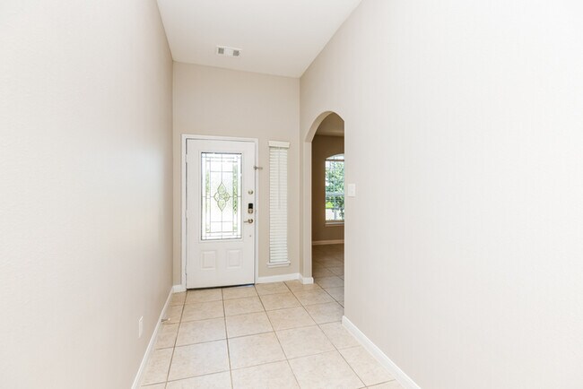 Foto del edificio - 13120 Tower Ln