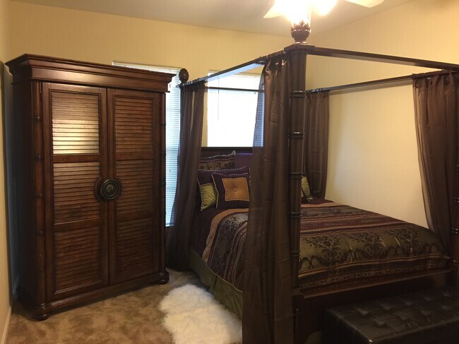 Habitación de invitados - 8290 Gate Pkwy W