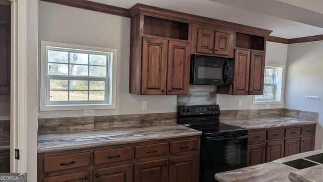 Foto del edificio - 7100 Knoxville Rd