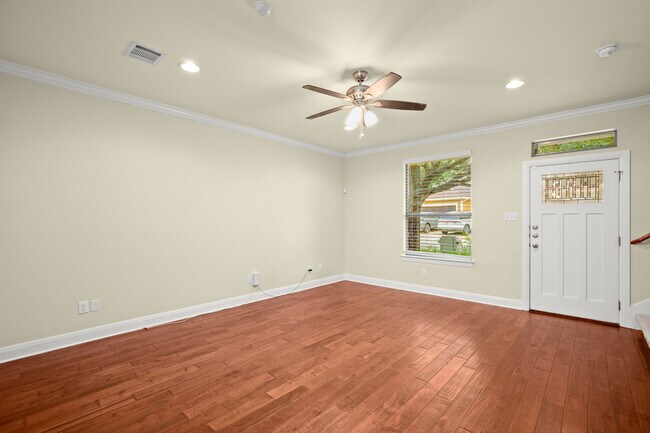 Foto del edificio - 6708 Menchaca Rd
