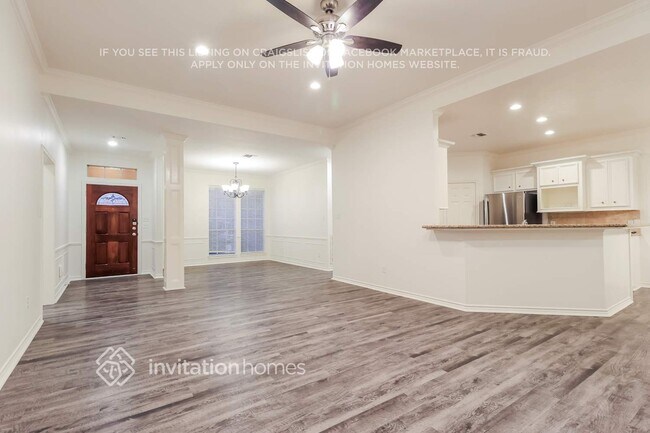 Foto del edificio - 3227 Hemingway Dr