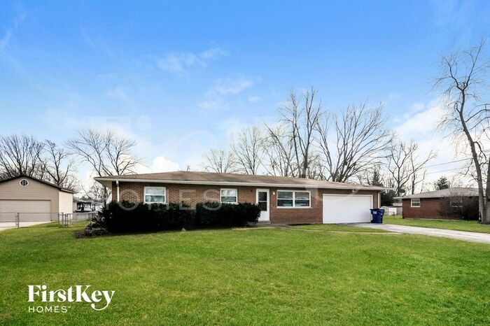 Primary Photo - 8 Oak Drive