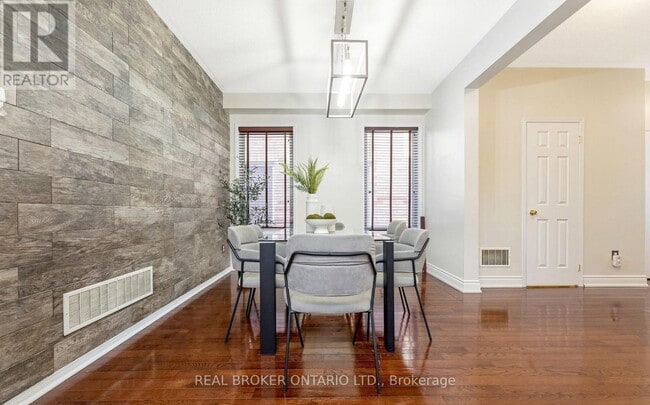 Building Photo - 602 Yates Dr