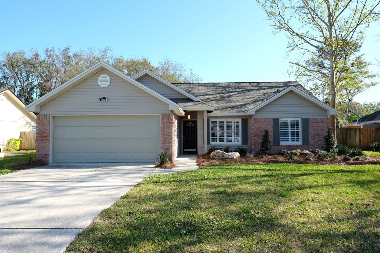 Primary Photo - 2148 Whitfield Dr