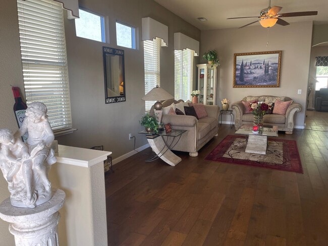 Building Photo - 92 Liberty Ln