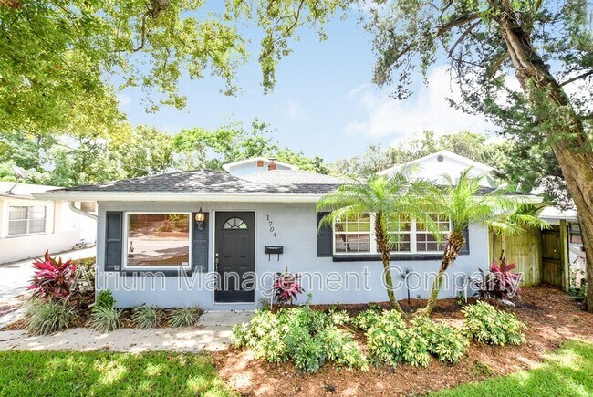 Foto del edificio - 1704 Weltin St