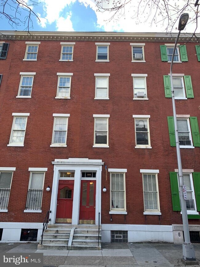 Foto del edificio - 1314 Pine St