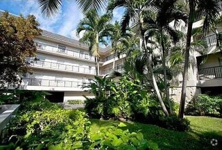 Building Photo - 6815 Edgewater Dr
