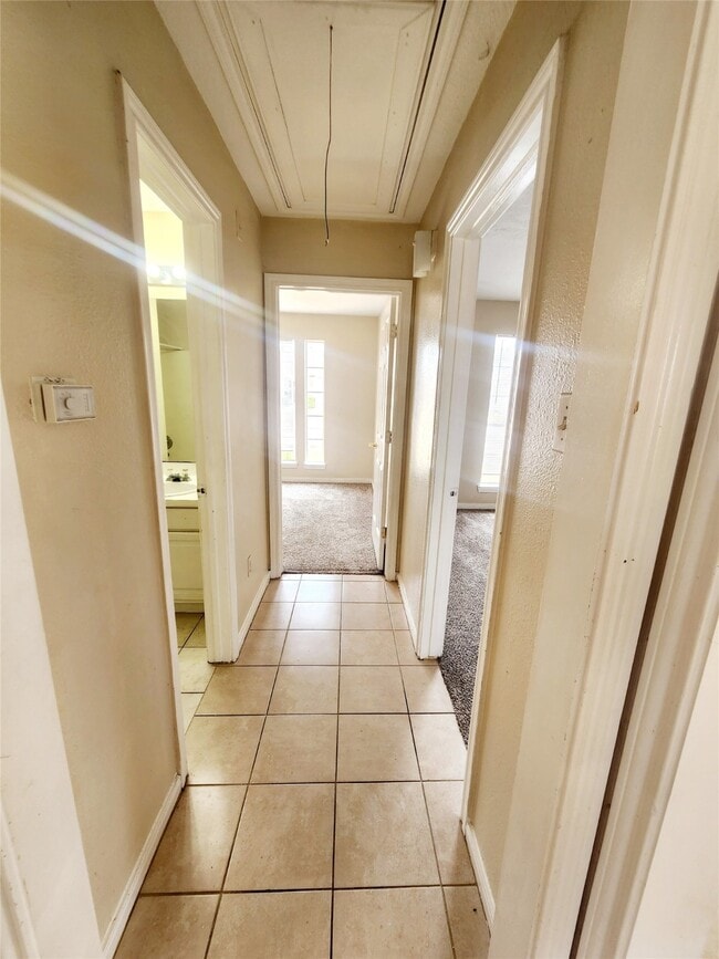 Building Photo - 19722 Ridge Falls Ct