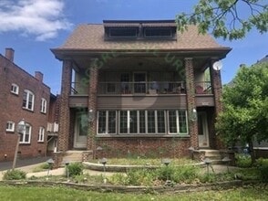 Building Photo - 14724 Clifton Blvd