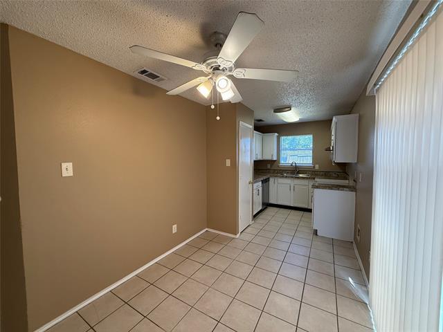 Foto del edificio - 10347 Shelburne Dr