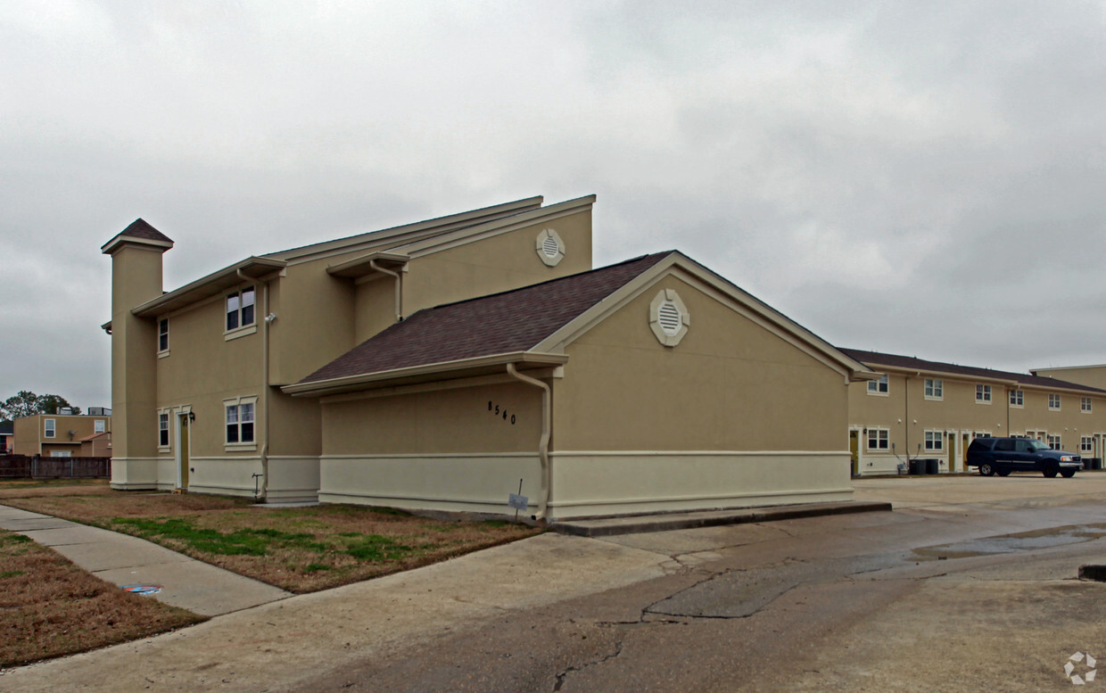 Building Photo - Bedford Place Apartments