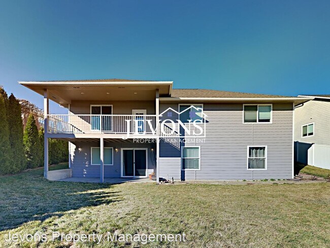 Building Photo - 5 br, 2.5 bath House - 9500 W Chestnut Ave