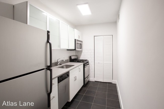Building Photo - 1 br, 1 bath House - 2623 39th St NW #2