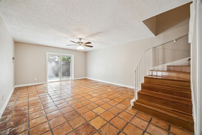 Foto del edificio - 7900 Westheimer Rd