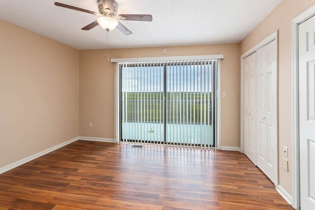 Building Photo - 607 Marshview Cir Dr