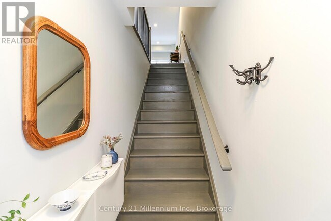 Building Photo - 58 Winters Cres