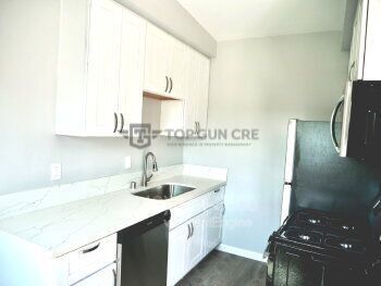 Foto del edificio - 3781-87 32nd St