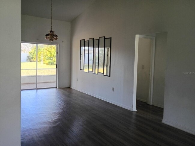 Foto del edificio - 829 Blanc Ct