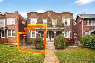 Building Photo - 5041 Chippewa St