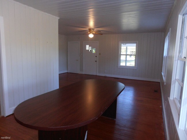 Foto del edificio - 2285 Gillis Hill Rd