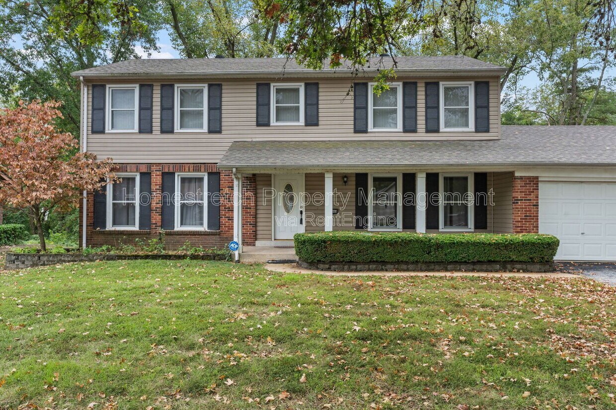 Foto principal - 11860 Shallowbrook Dr