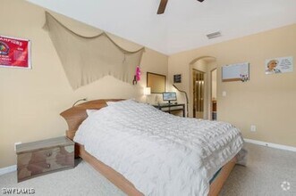 Building Photo - 17529 Laurel Grove Ct
