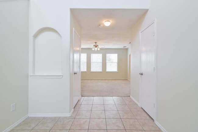 Building Photo - 16347 Bantam Ridge Ct