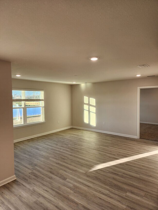 Foto del edificio - 6541 Slabinski Ln
