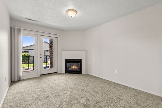 Building Photo - 1 Bed/1 Bath in 55+ Independent Living Community