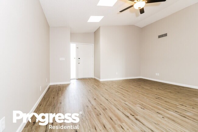 Foto del edificio - 11175 N 82nd Ln