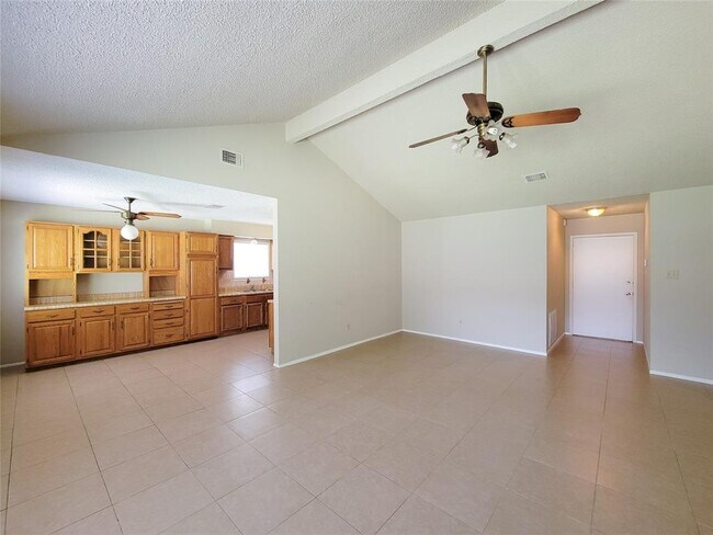 Building Photo - 17802 Red Wolf Dr