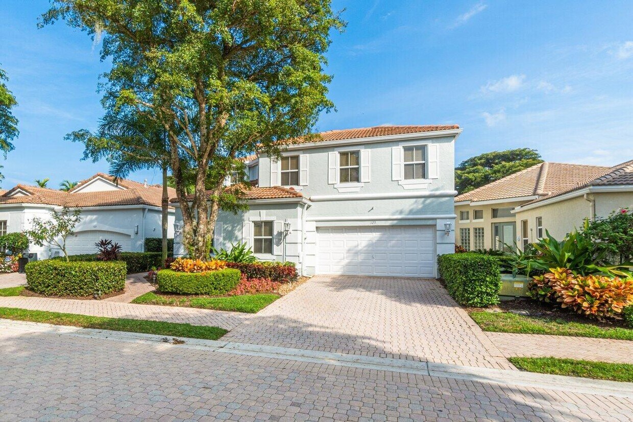 Primary Photo - 123 Sunset Bay Dr